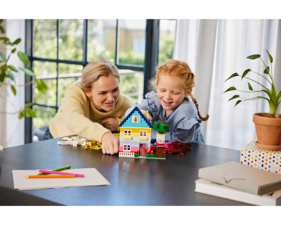 LEGO® Creative Houses 11035