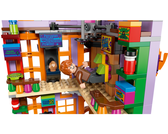LEGO® Diagon Alley™: Weasleys' Wizard Wheezes™ 76422