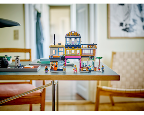 LEGO® Creator 3-in-1  Main Street 31141