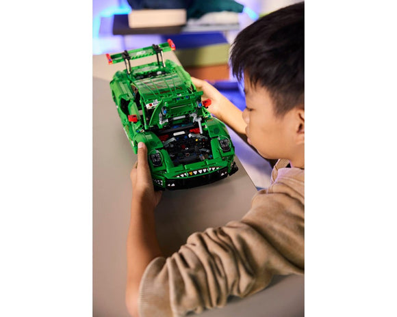 LEGO® Porsche 911 GT3 R REXY AO Racing Car 42224