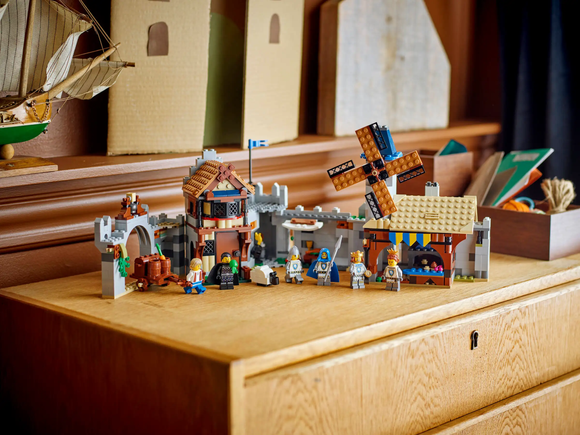 LEGO®  Medieval Horse Knight Castle 31168