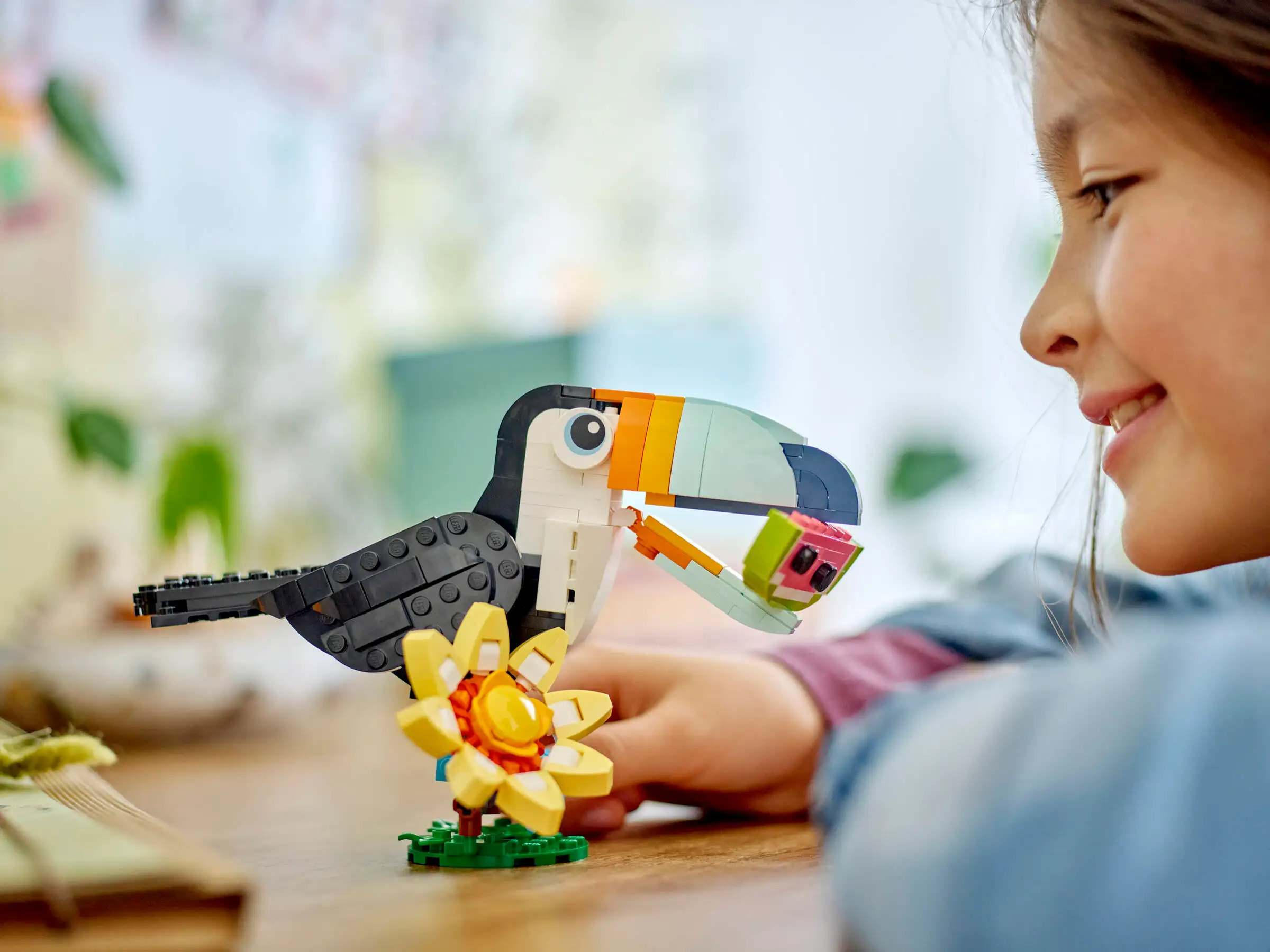 LEGO® Tropical Toucan 31173