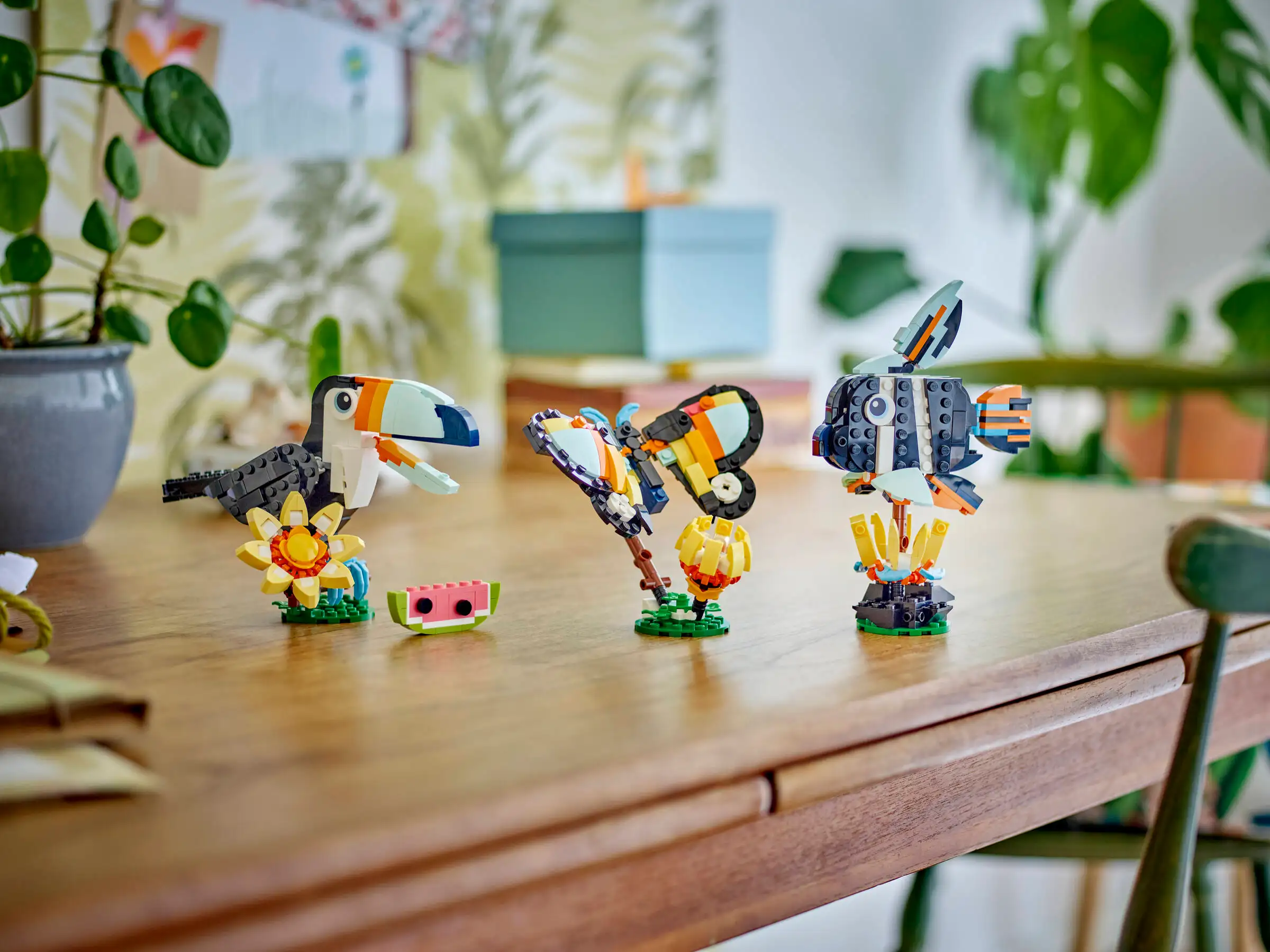 LEGO® Tropical Toucan 31173