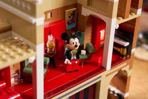 LEGO® Main Street, U.S.A. 43302