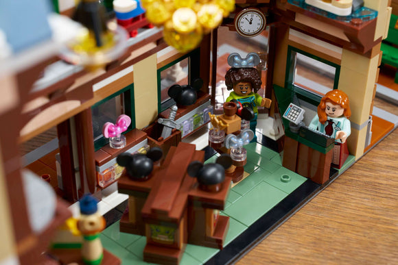 LEGO® Main Street, U.S.A. 43302