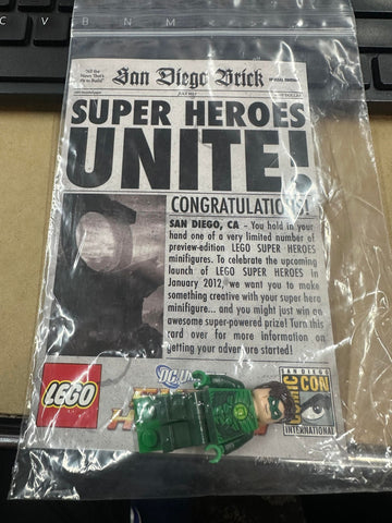 SDCC 2011 Exclusive LEGO® Green Lantern San Diego Comic Con Minifigure - 0