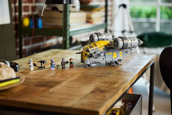 LEGO® The Razor Crest™ 75447