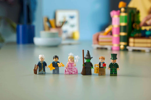 LEGO® Glinda & Elphaba Bookends 75691