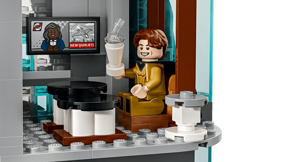 LEGO® Avengers: Doomsday New Avengers Tower 76352
