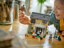 LEGO® Privet Drive: Aunt Marge's Visit 76451-11