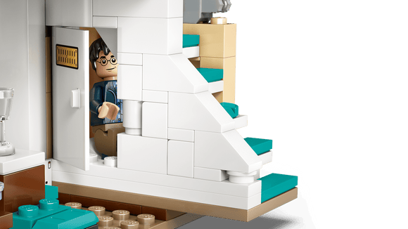 LEGO® Privet Drive: Aunt Marge's Visit 76451
