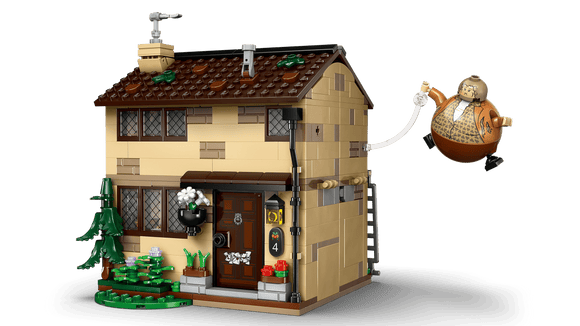 LEGO® Privet Drive: Aunt Marge's Visit 76451