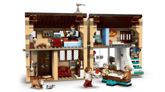 LEGO® Privet Drive: Aunt Marge's Visit 76451