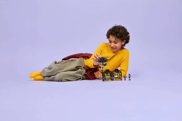 LEGO® Black Dahlia Flower 76784