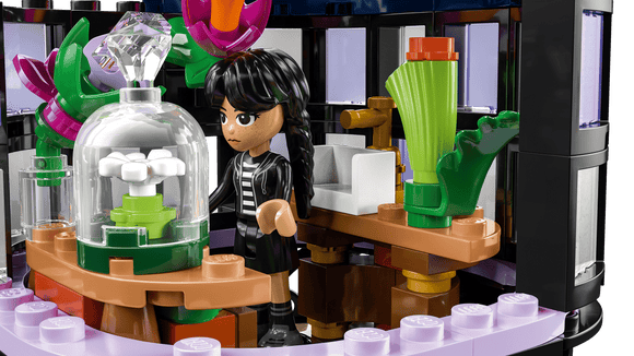 LEGO® Black Dahlia Flower 76784