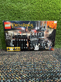 LEGO® Battle at the Black Gate 79007
