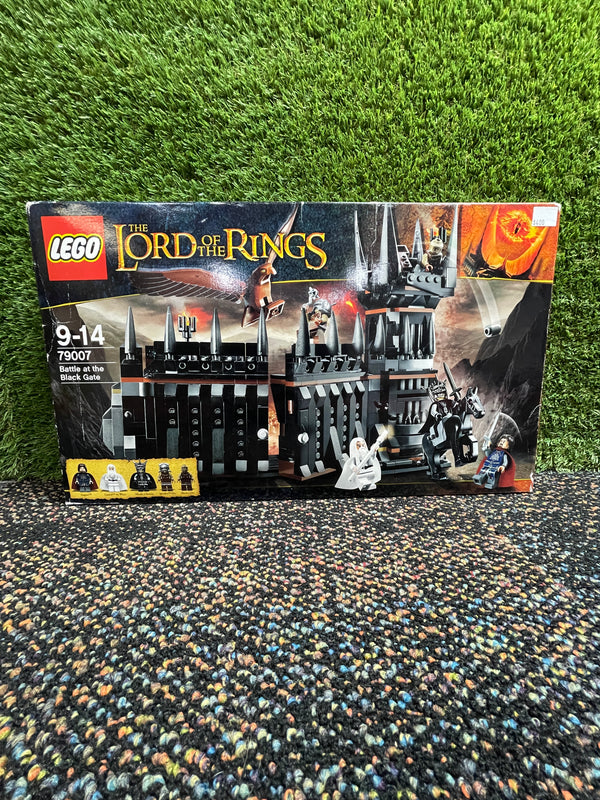 LEGO® Battle at the Black Gate 79007