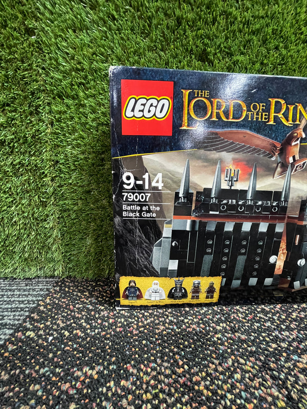 LEGO® Battle at the Black Gate 79007
