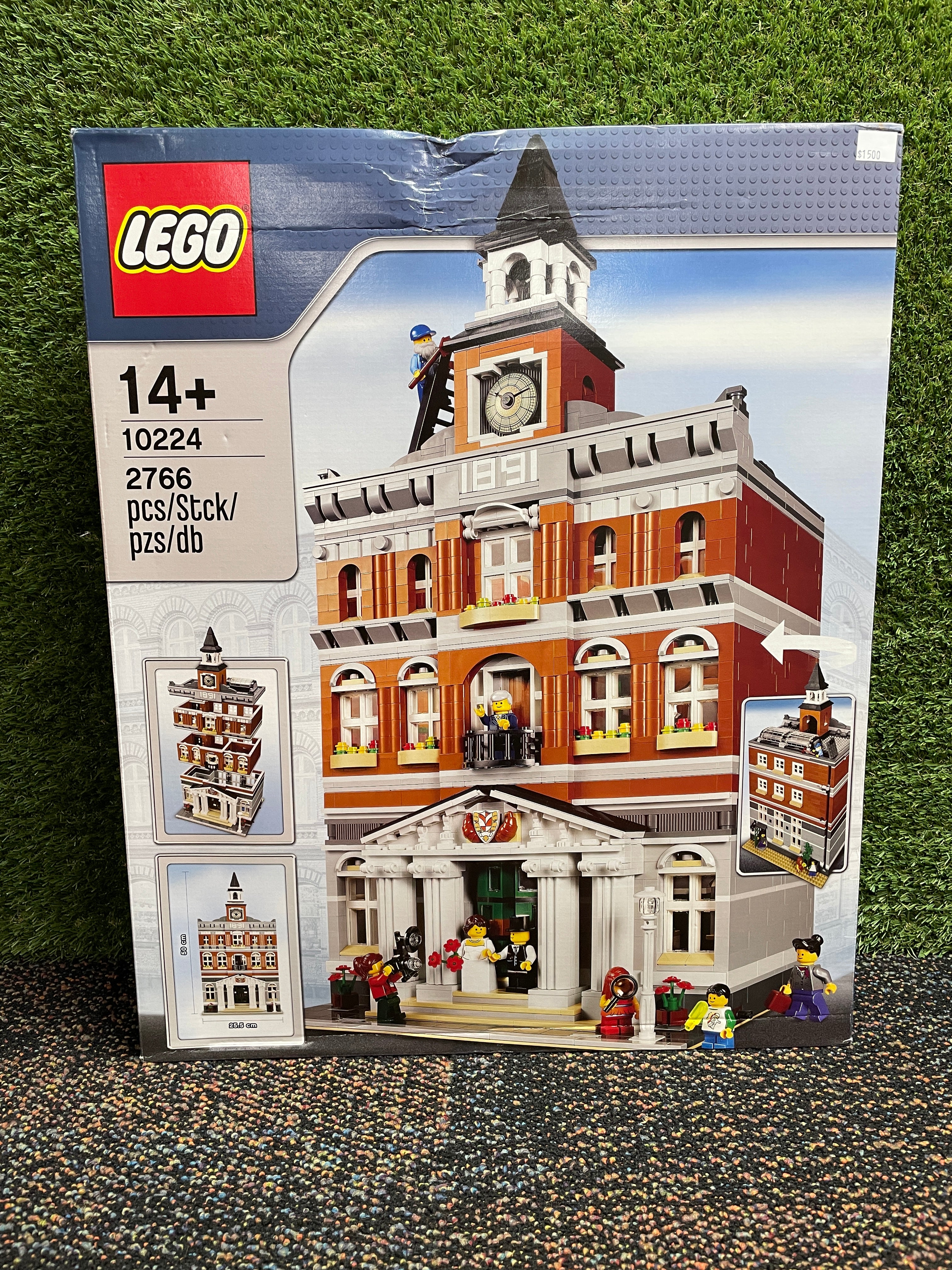 LEGO® Town Hall 10224 I'm Rick James Bricks