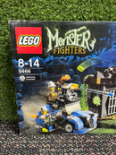 LEGO® The Crazy Scientist & His Monster 9466-3