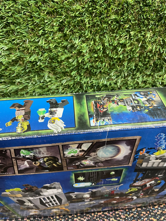 LEGO® The Crazy Scientist & His Monster 9466