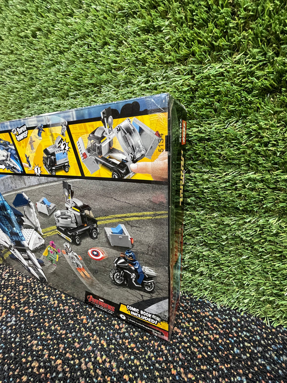 LEGO® The Avengers Quinjet City Chase 76032