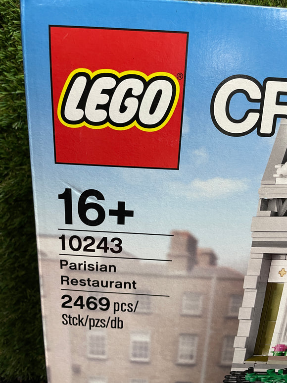 LEGO® Parisian Restaurant 10243