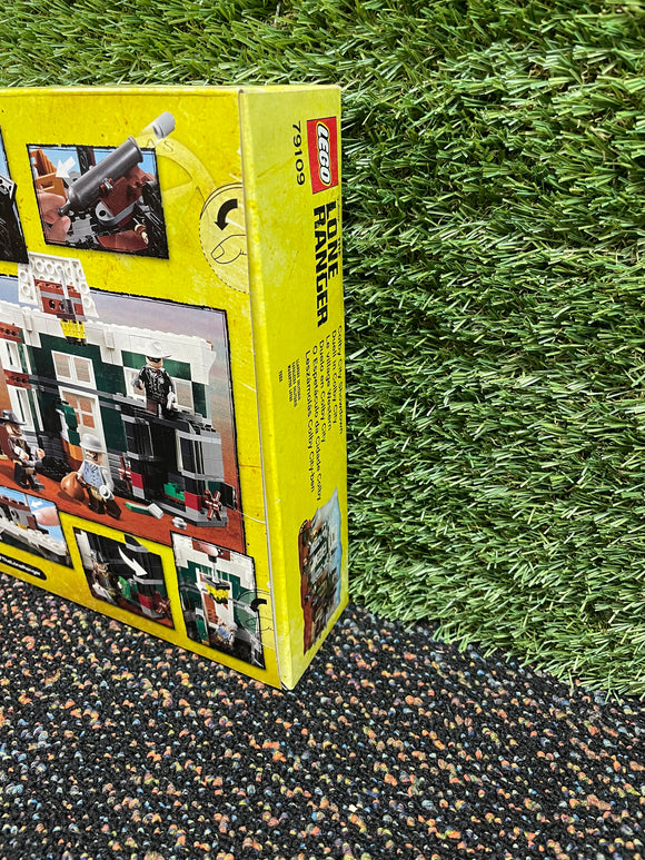 LEGO® Colby City Showdown 79109