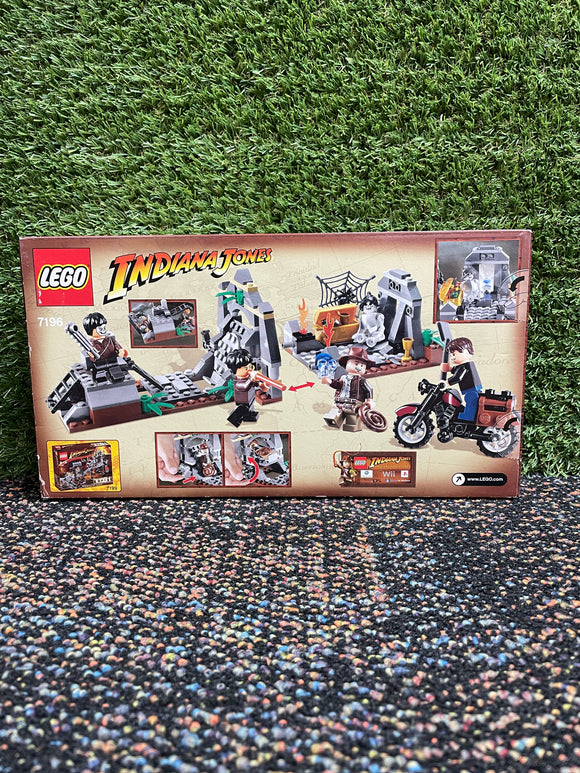 LEGO® Chauchilla Cemetery Battle 7196