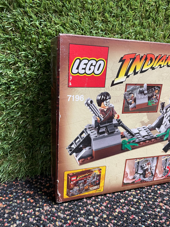 LEGO® Chauchilla Cemetery Battle 7196