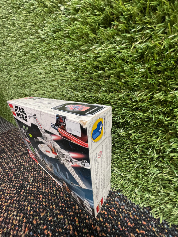 LEGO® X-Wing Starfighter™ Trench Run 75235