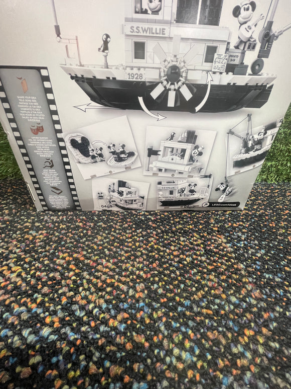 LEGO® Steamboat Willie 21317