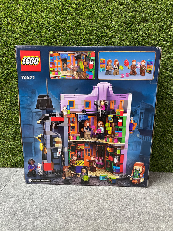 LEGO® Diagon Alley™: Weasleys' Wizard Wheezes™ 76422