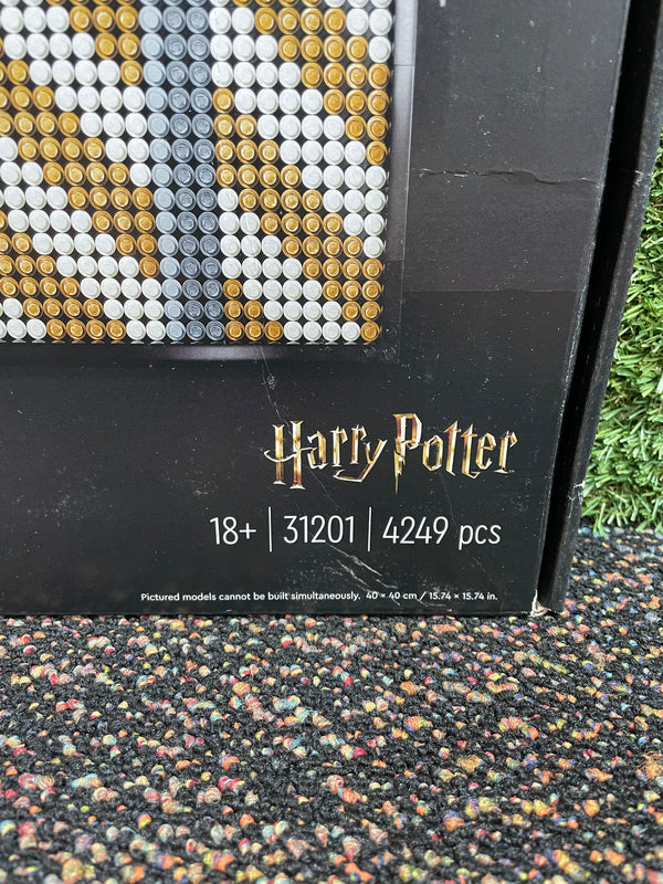 LEGO® Harry Potter Hogwarts™ Crests 31201