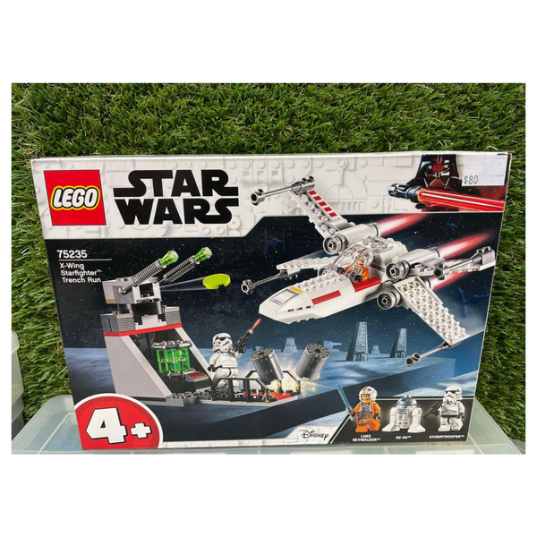 LEGO® X-Wing Starfighter™ Trench Run 75235