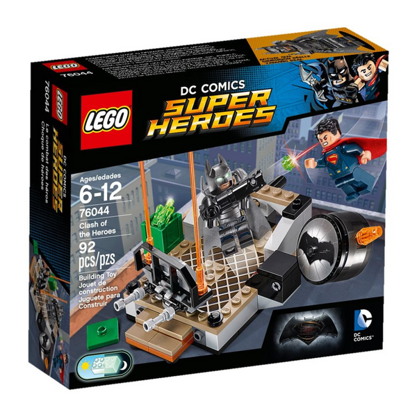 LEGO® Clash of the Heroes 76044