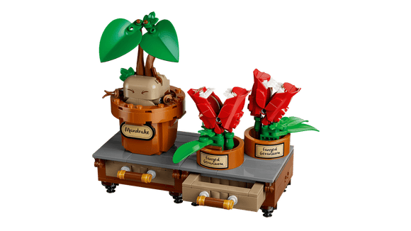 LEGO® Hogwarts™ Herbology Plants 76474