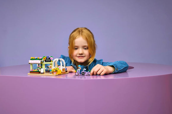 LEGO® Creative Flower Shop 42693