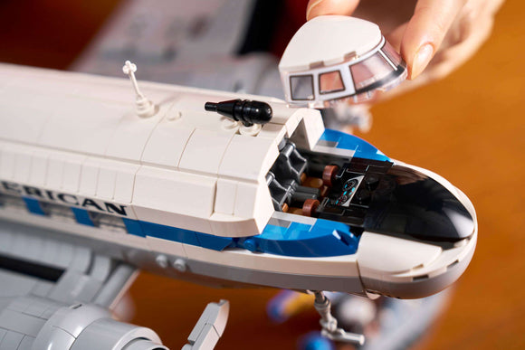 LEGO® Douglas™ DC-3™ PAN AM® Airliner 11378