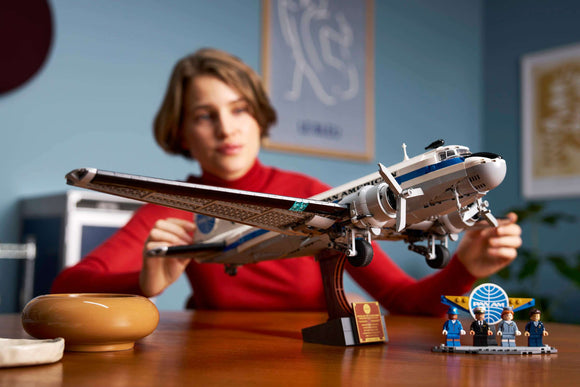 LEGO® Douglas™ DC-3™ PAN AM® Airliner 11378