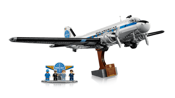 LEGO® Douglas™ DC-3™ PAN AM® Airliner 11378