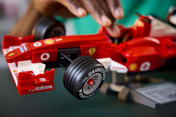 LEGO® Ferrari F2004 & Michael Schumacher 11375