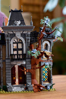 LEGO® Mayor Manor 11383-13