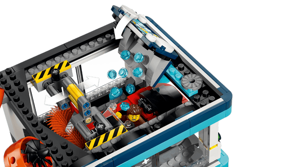 LEGO® Drive-Through Car Wash 60497