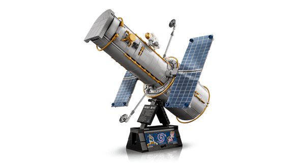 LEGO® Hubble Space Telescope 11382