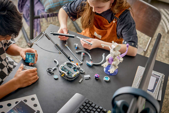 LEGO® SMART Play™: Mewtwo's Lab Break 72163