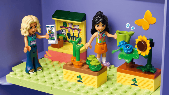 LEGO® Creative Dollhouse Suitcase 42697