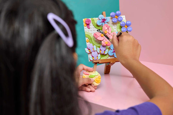 LEGO® Floral Art Decor Painting 31390