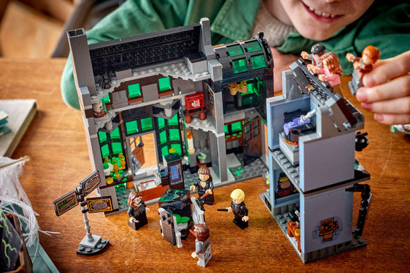 LEGO® Knockturn Alley™ Wizarding Shops 76471