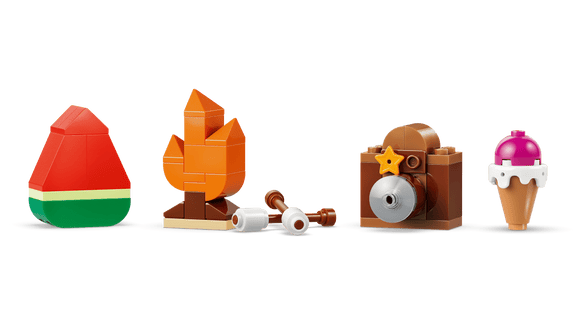 LEGO® Brick-Built Bluey Family 11217